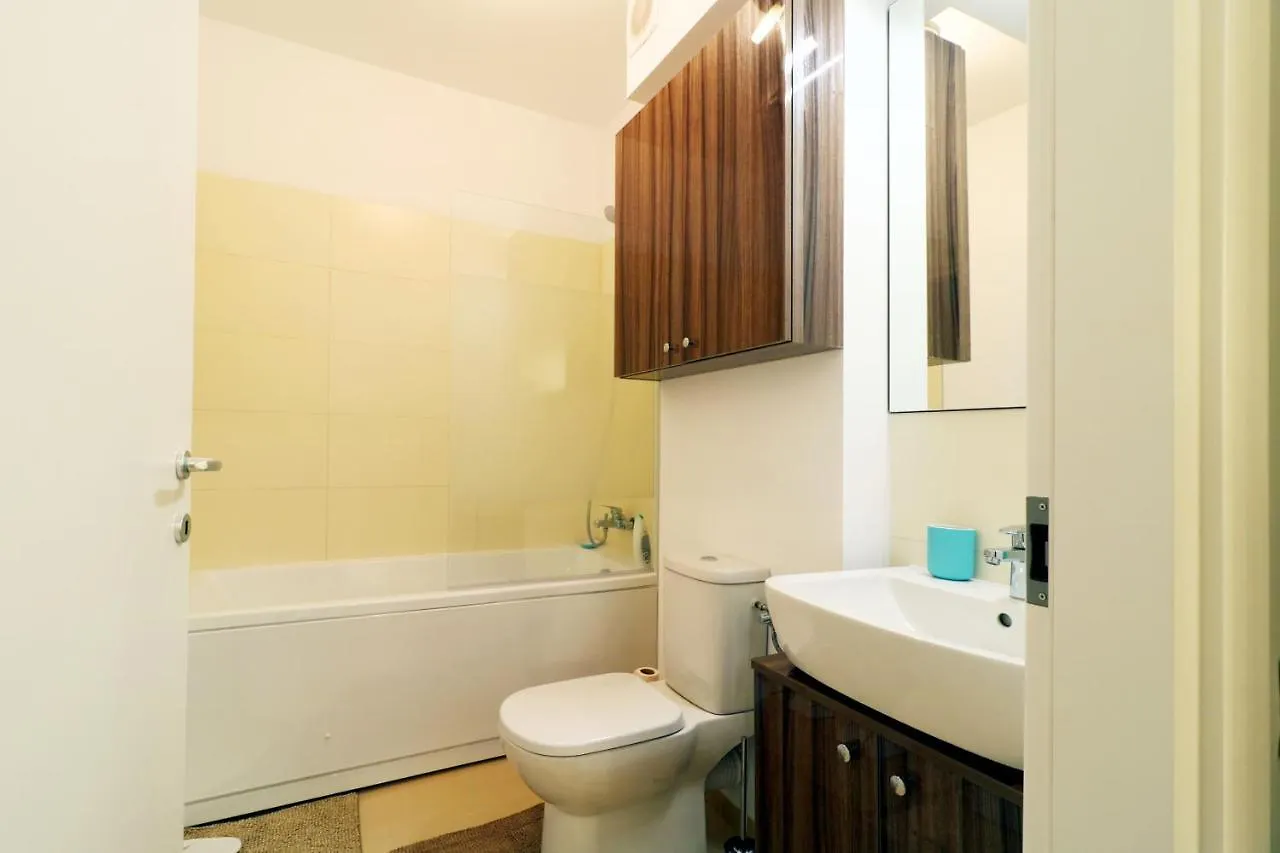 Apartament Lagloire Apartment Voluntari 0*,  Romania